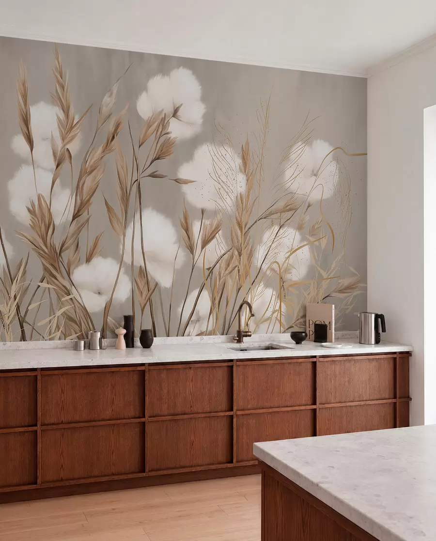 Fototapet Mjuka, fluffiga vita bomullsblommor och högt orange spikeletsgräs mot en dämpad texturerad beige bakgrund w08784