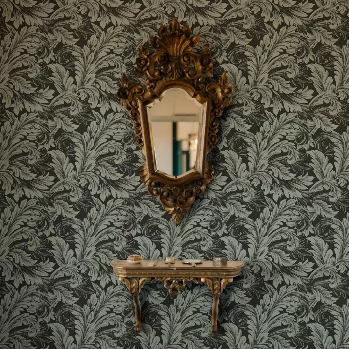 Bakgrund Mörkgrön bakgrund med mintfärgade lockar a00135v4