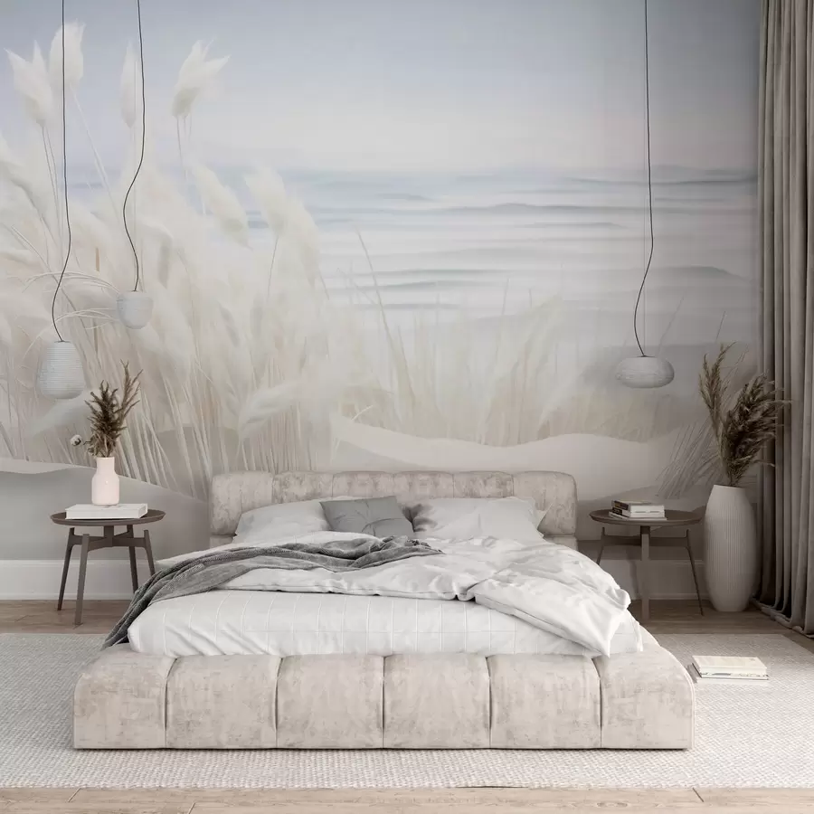 Fototapet Landskap med vitt pampasgräs på en sanddyn, med ett ljusblått hav i bakgrunden, mjuk, minimalistisk stil w09132