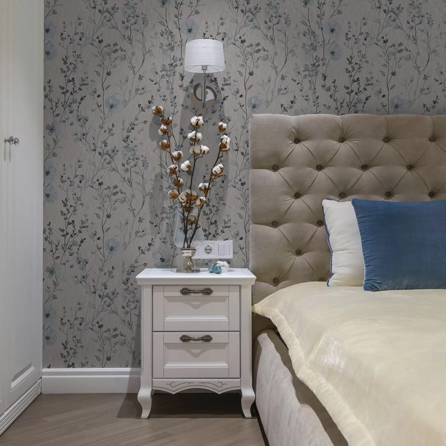 Fototapet Blå och grå akvarellfloristik på neutral bakgrund a00198