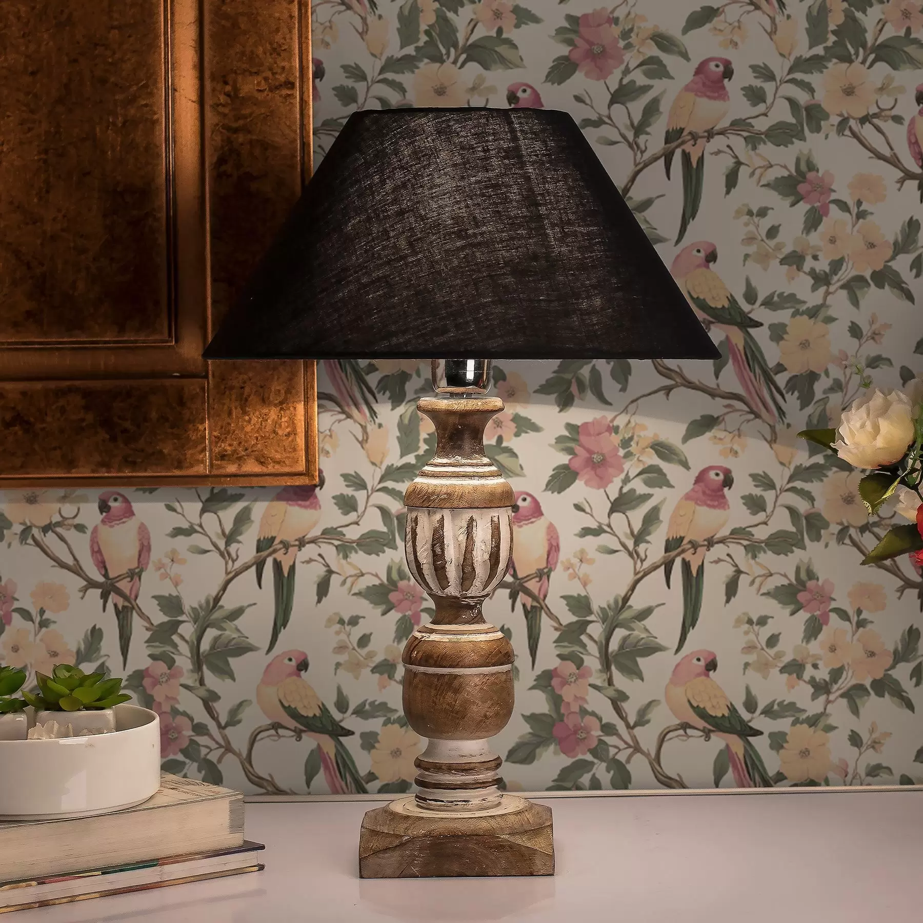 Fototapet Tropiska fåglar på blommande grenar i pastellfärger a00199