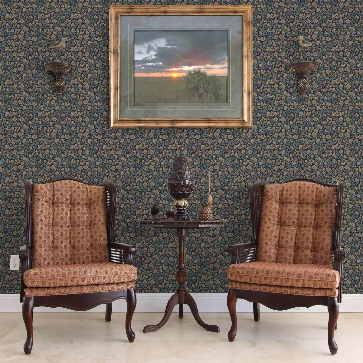 Bakgrund Orange blommor på en mörkblå bakgrund i vintagestil a00200