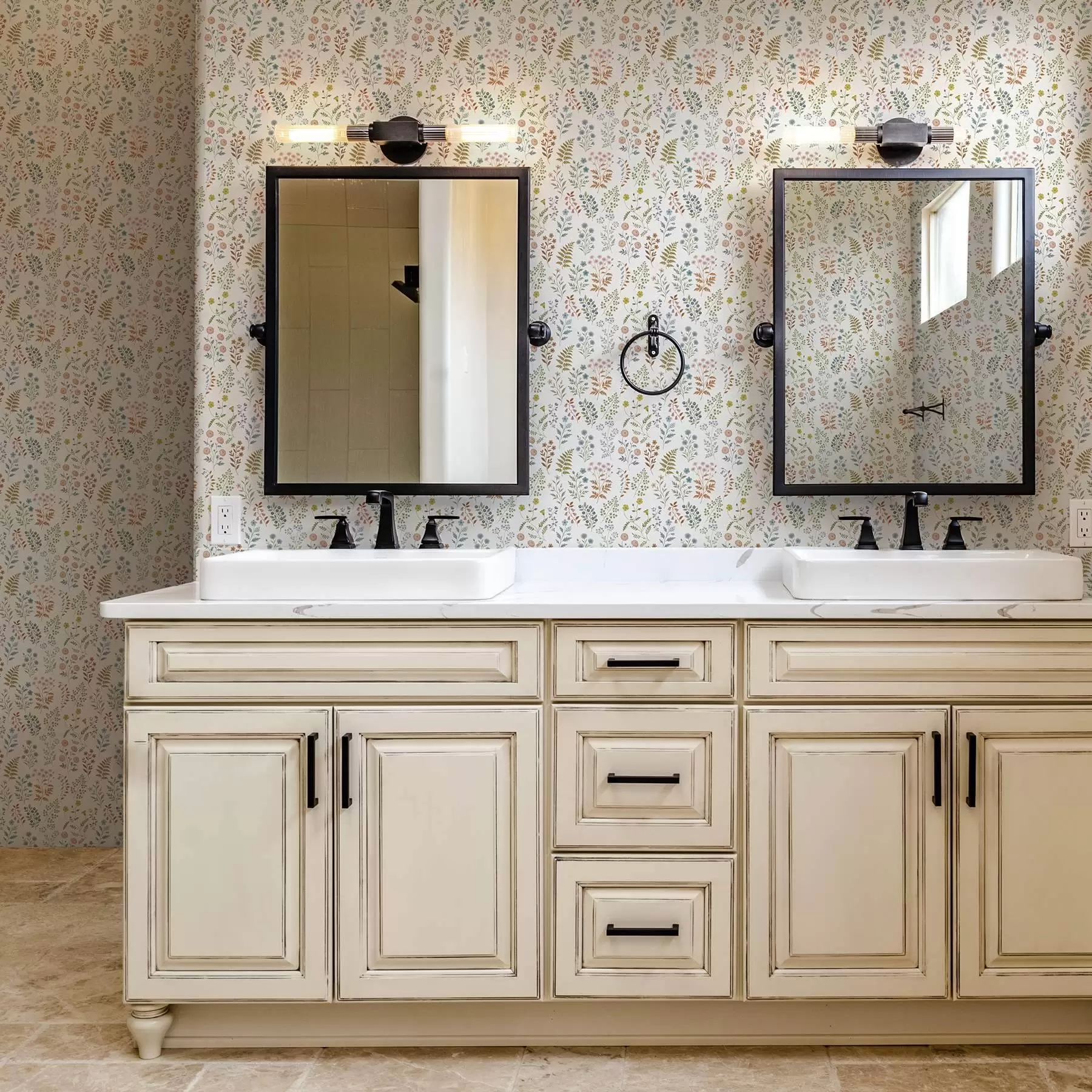 Fototapet Färgade växter på en vitrutig bakgrund a00413