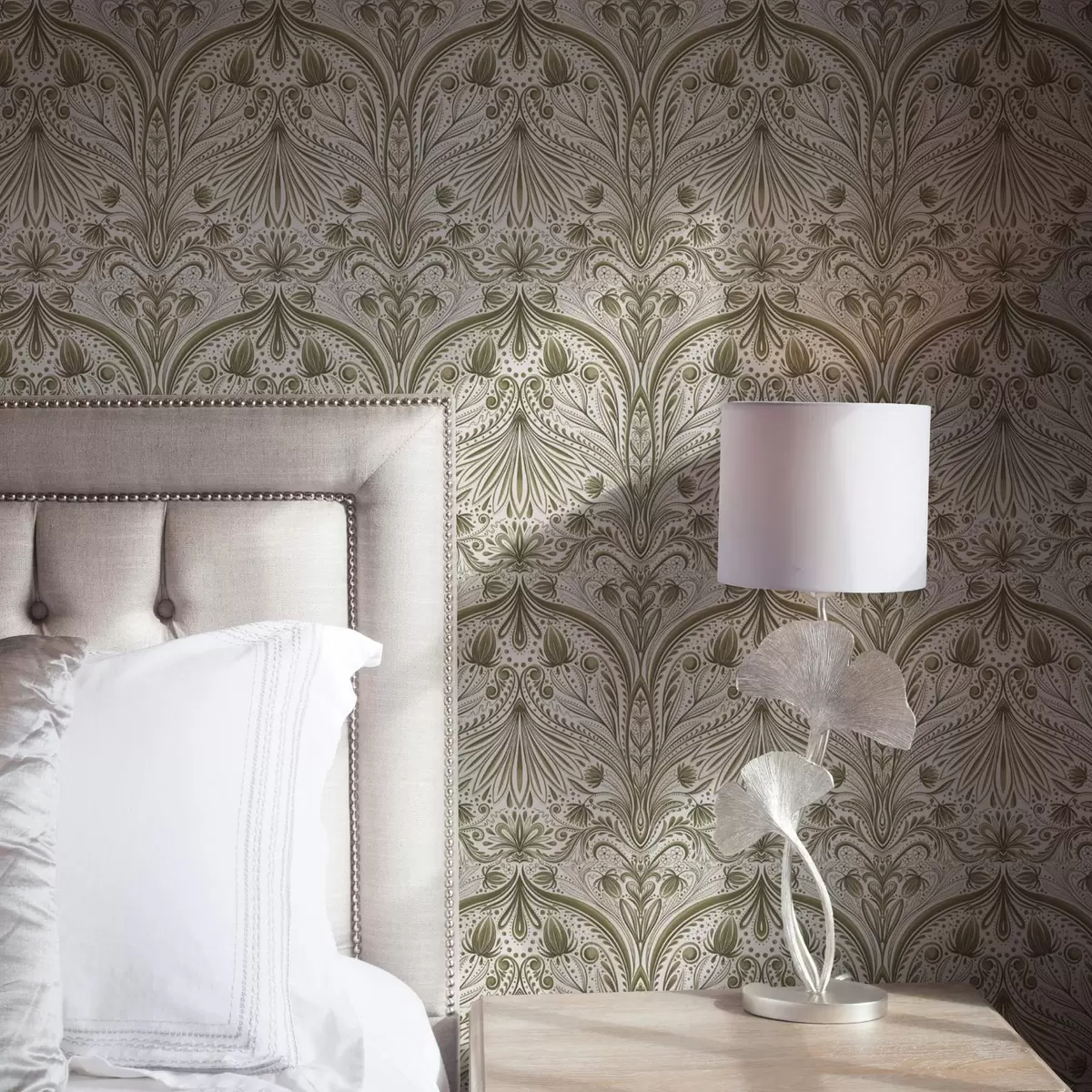 Bakgrund Symmetriskt barockmönster med blommiga motiv a00436