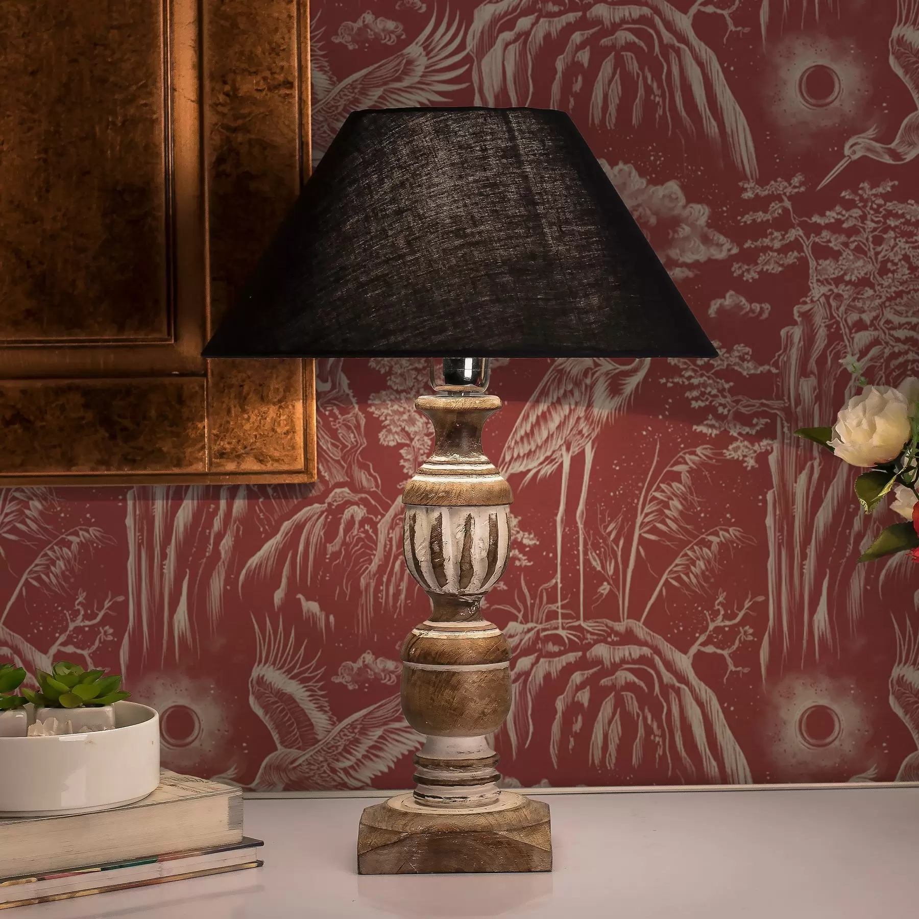 Fototapet Hägrar, berg och moln i stil med japansk gravyr a00458