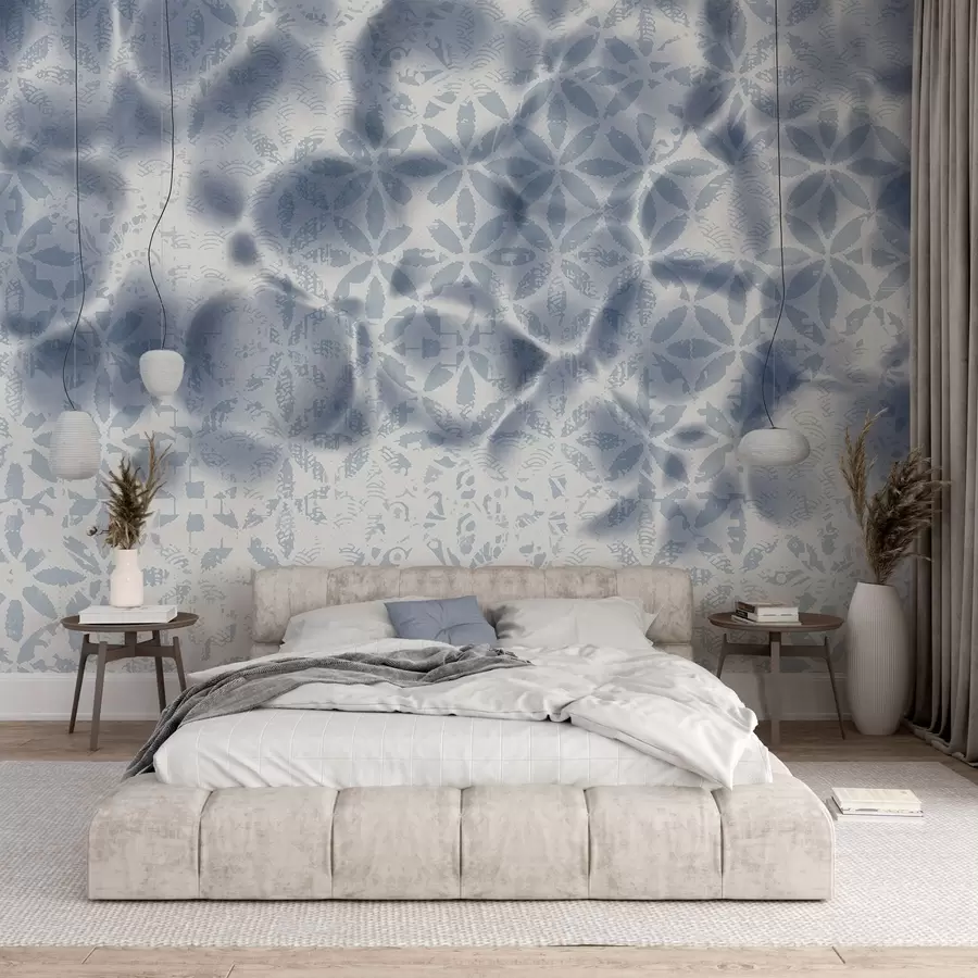 Fototapet Abstrakt texturerad konst med blått blommönster, bleknad och suddig effekt, vilket skapar en mjuk och drömsk atmosfär w09322