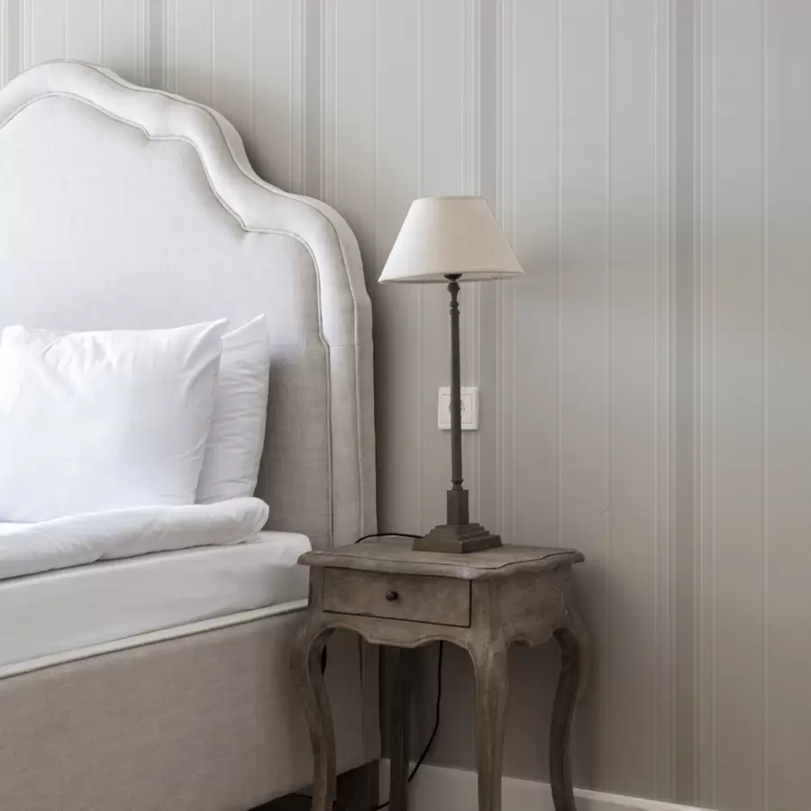 Fototapet Ljusa beigefärgade ränder med breda accenter a00518