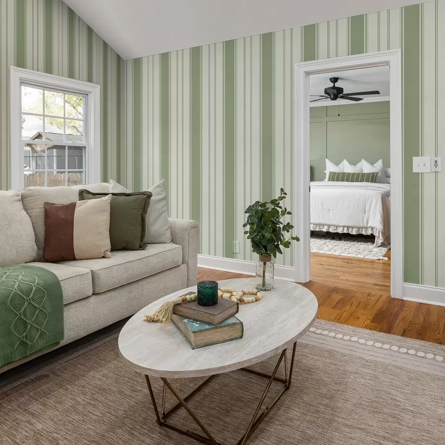 Fototapet Krämfärgad bakgrund med breda ljusgröna ränder a00561