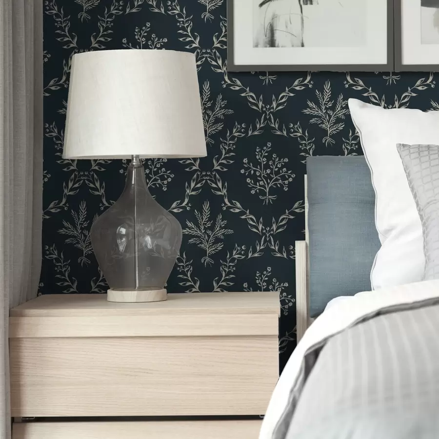 Fototapet Vita kransar av örter och blommor på mörkblågrönt a00599v2