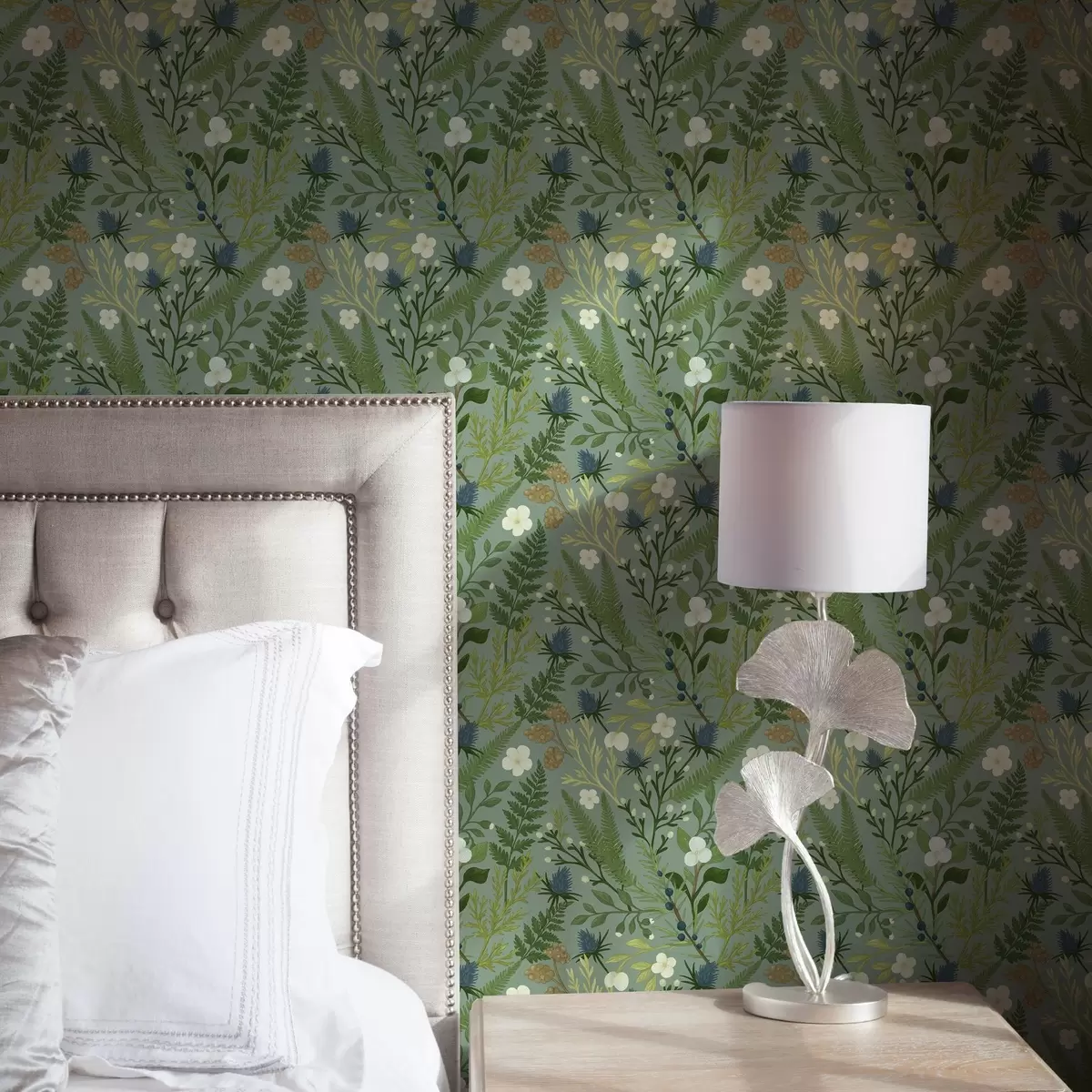 Bakgrund Skogsörter, cikoria och bär på en bakgrund av mynta a00621v1