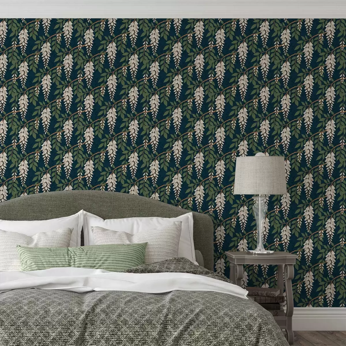 Bakgrund Elfenbensvit blåregn på en djup blågrön bakgrund a00694v1