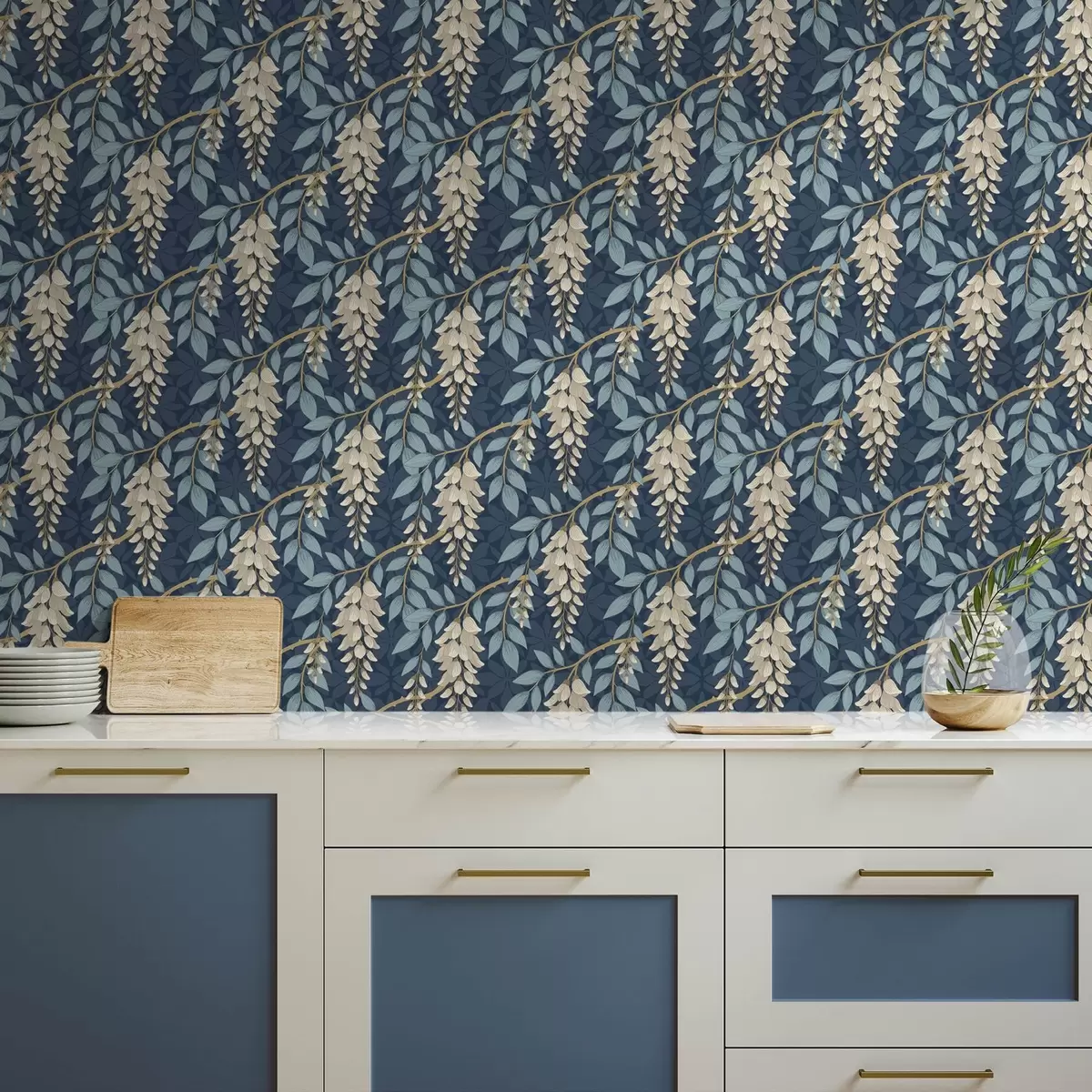 Bakgrund Blåklint med blå blad på mörkblå bakgrund a00694v2