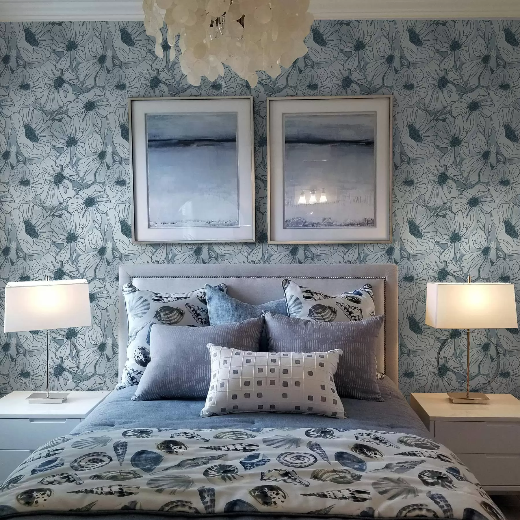 Fototapet Linjära blommor i en sval gråblå färgskala a00636v2