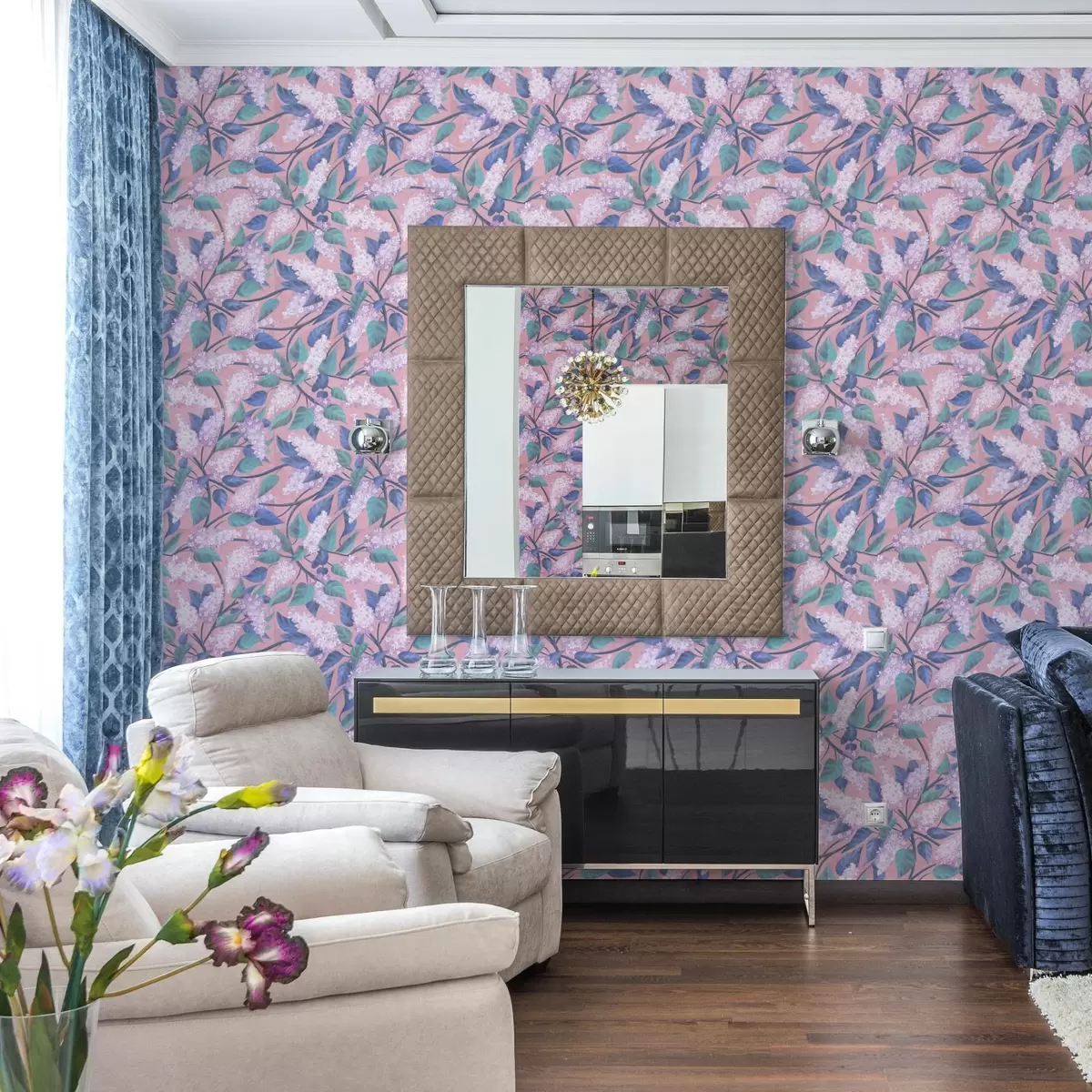 Bakgrund Delikata lila blommor på rosa bakgrund, vårstämning a00797