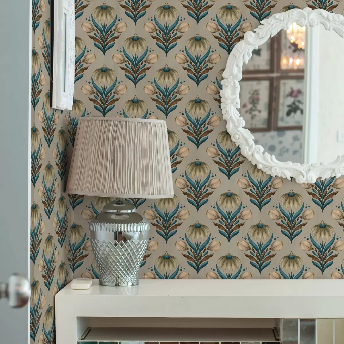 Bakgrund Symmetrisk blommig ornament i varma toner a00812