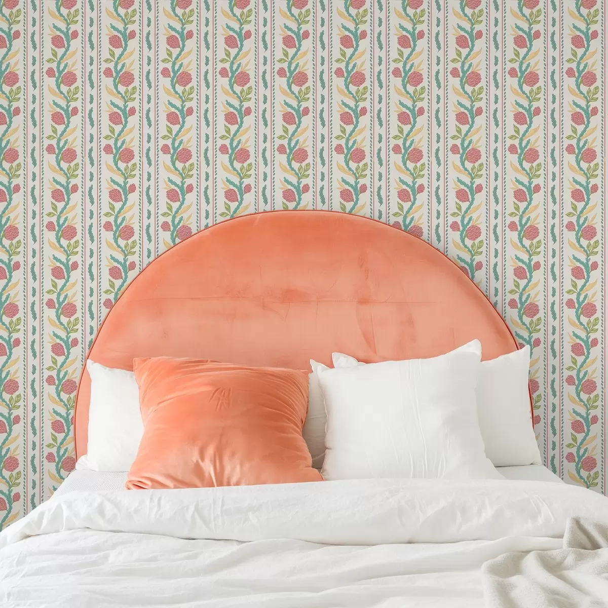 Bakgrund Ränder med korallknoppar på ljus krämfärgad bakgrund a00816v1