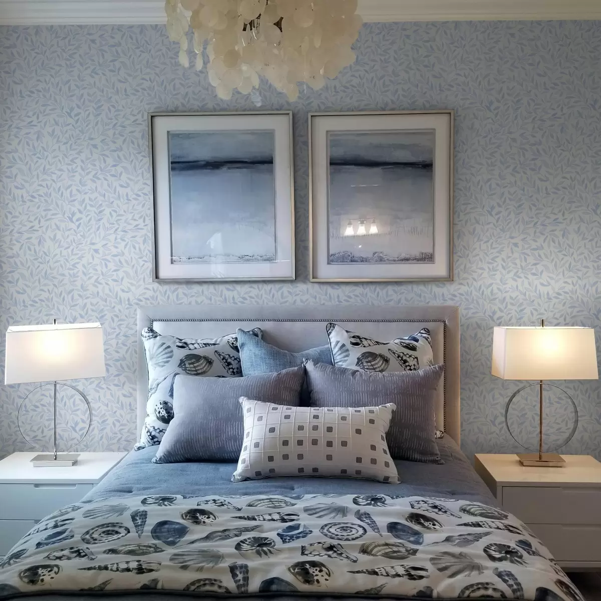 Bakgrund Blå kvistar med ljusblå blad a00842