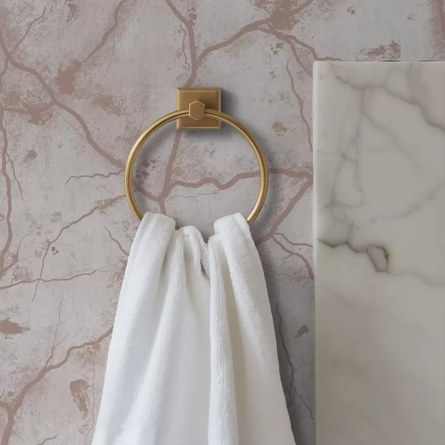 Fototapet Lätt betong med ett spetsmönster av rosa sprickor och fläckar a00987