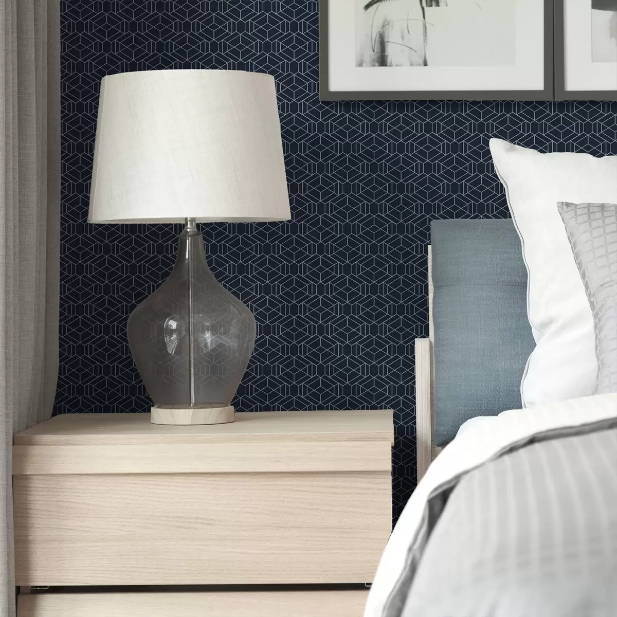 Bakgrund Mörkblå geometrisk kubgitter a01066v1