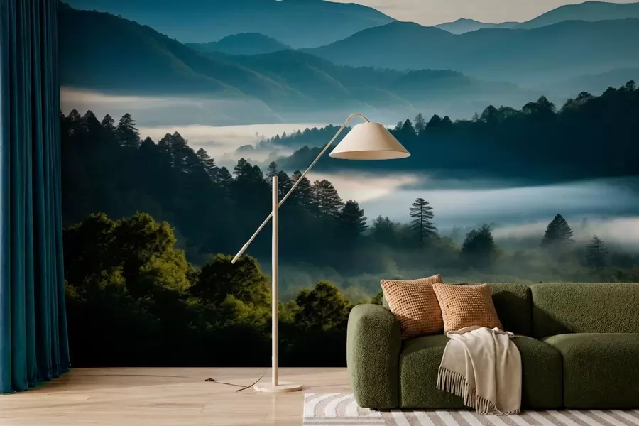 Fototapet Bergslandskap med dimma och skogar i gryningen w05573