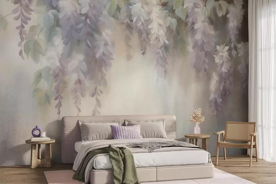 Fototapet Strukturerade ljuslila blåregnblommor som hänger nedåt tillsammans med gröna blad, mot en pastellfärgad bakgrund w09896